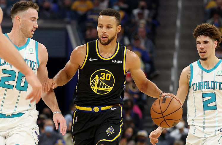 通过双持球 通过双持球