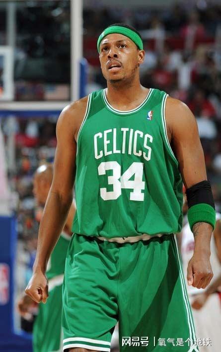 它不仅展示 它不仅展示